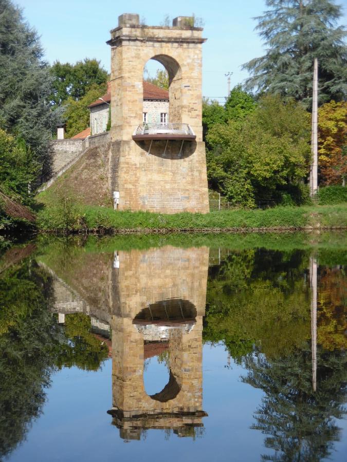 Le Pont De Livinhac Hotel Decazeville Exterior foto