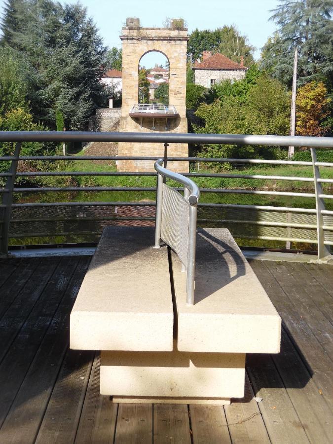 Le Pont De Livinhac Hotel Decazeville Exterior foto